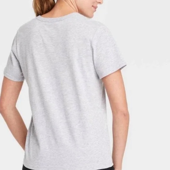 WOMEN’S Hybrid Graphic T-Shirt ‘Mama Needs Caffeine’ - Picture 2 of 9